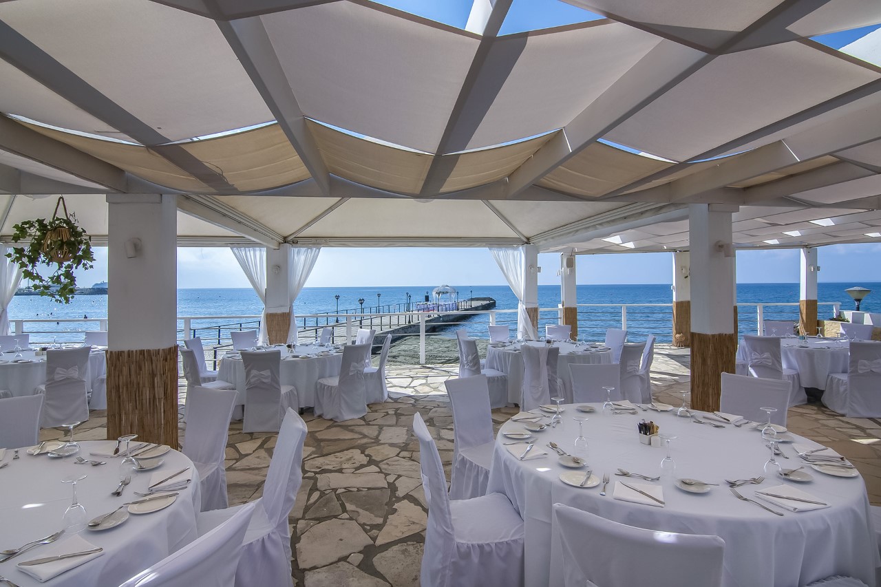 Book your wedding day in Elias Beach Hotel Limassol